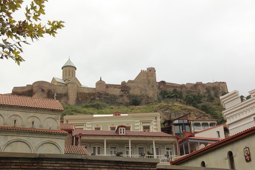 Lilika Apartments On Meskhishvili Tbilisi Rom bilde
