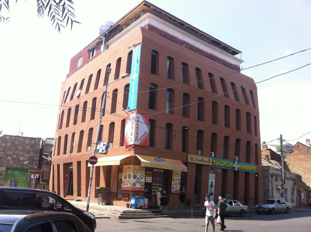 Lilika Apartments On Meskhishvili Tbilisi Rom bilde
