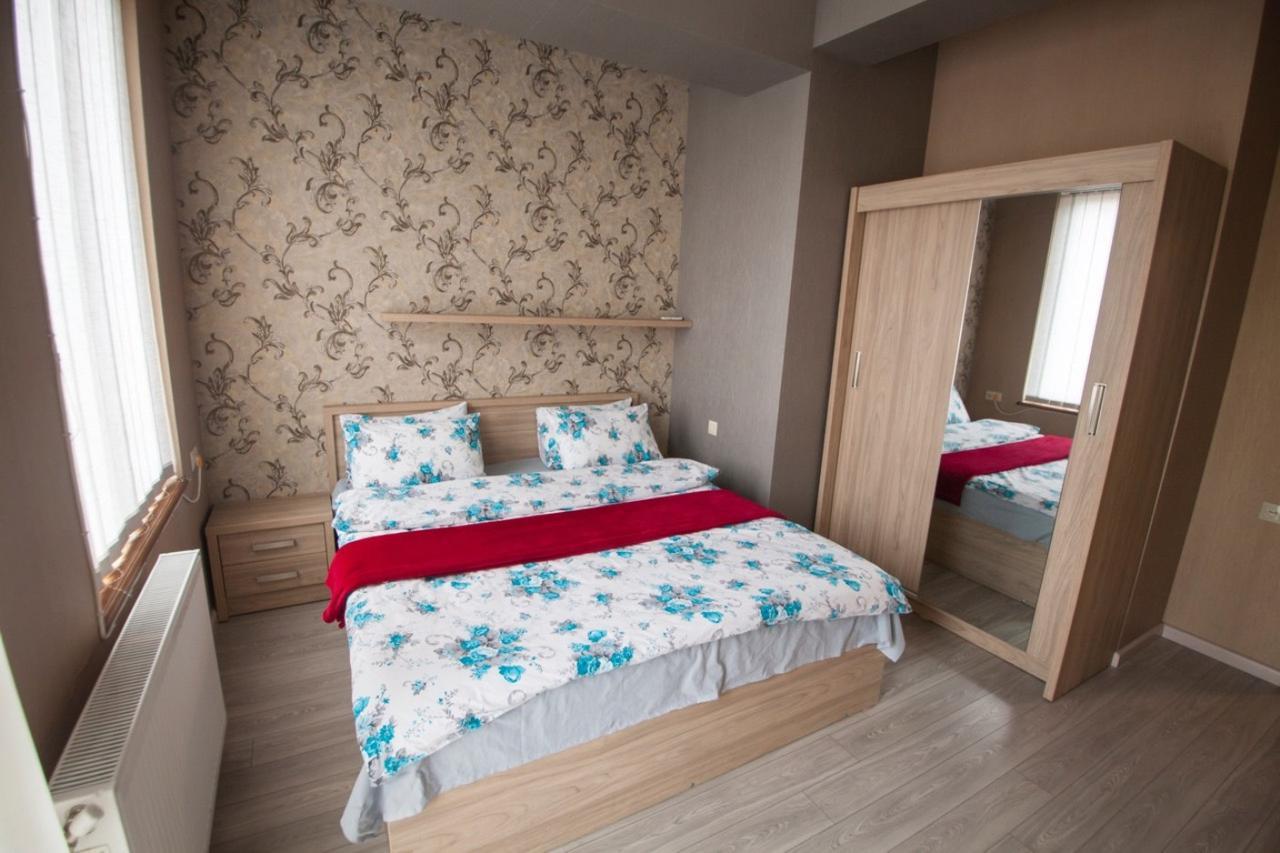 Lilika Apartments On Meskhishvili Tbilisi Eksteriør bilde